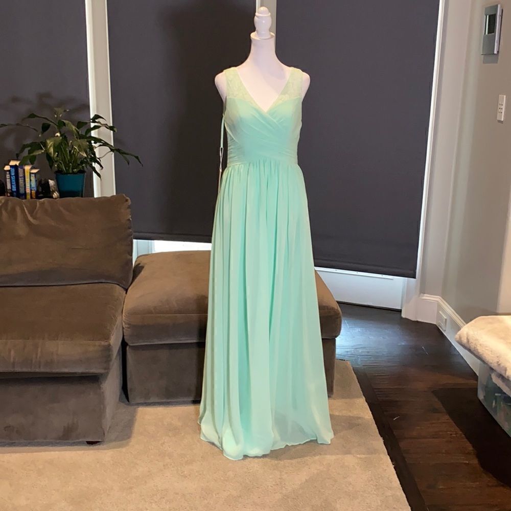 Women’s Green Full Length Sleeveless Chiffon Bridesmaid Formal Dress Size 4 NWT